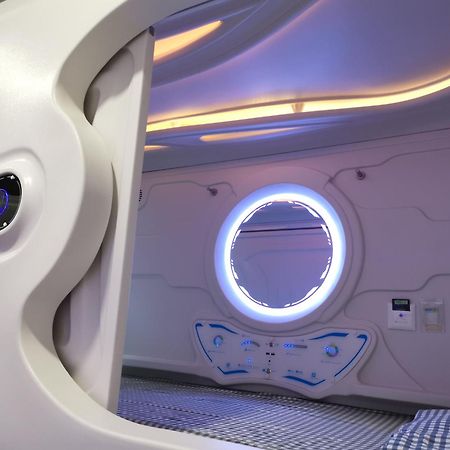 橙舍太空艙 Tw Capsule Hostel Taipei Extérieur photo